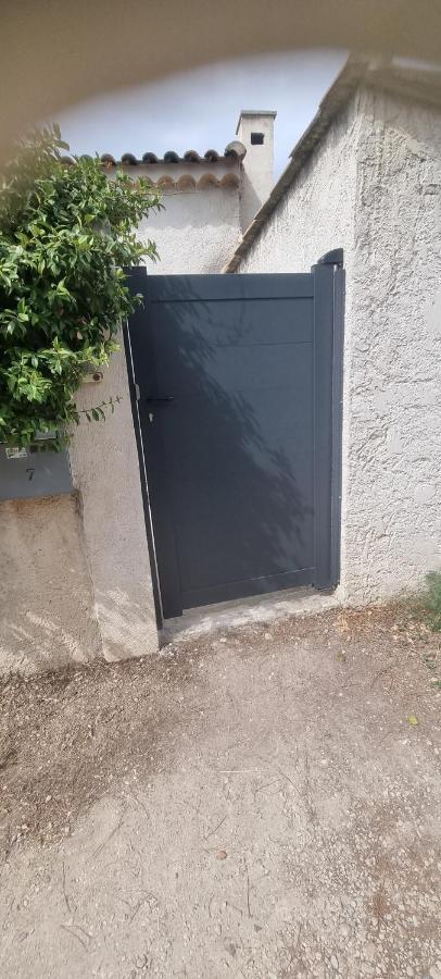 Appartement Aux Creissauds à Aubagne Extérieur photo